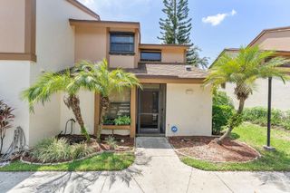 3051 NW 48th Ave 808, Pompano Beach, FL 33063
