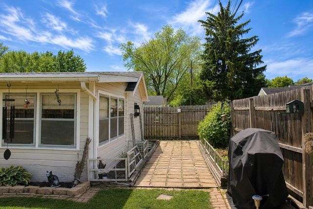 1210 10TH AVENUE, Green Bay, WI 54304