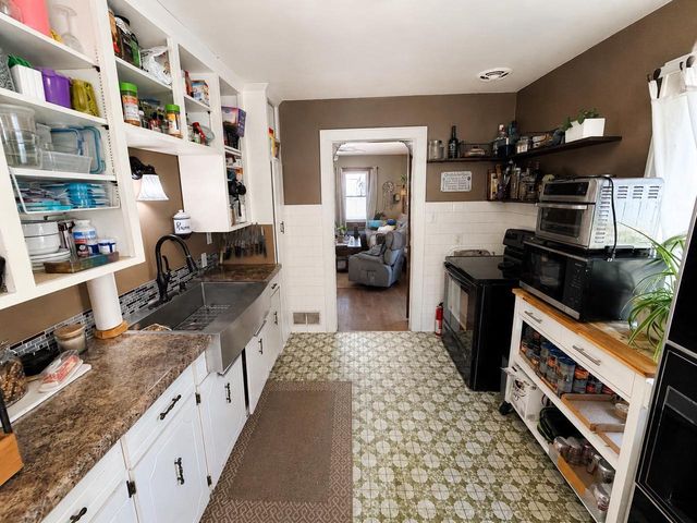 1210 10TH AVENUE, Green Bay, WI 54304