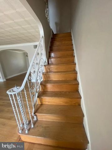 3556 MERIDIAN ST, Philadelphia, PA 19136