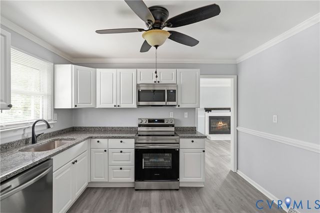 5221 Ecoff Ave, Chester, VA 23831