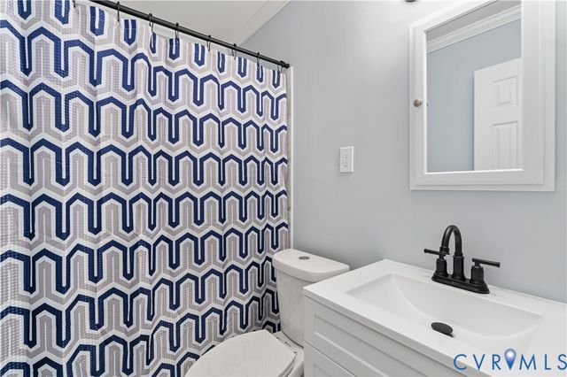 5221 Ecoff Ave, Chester, VA 23831