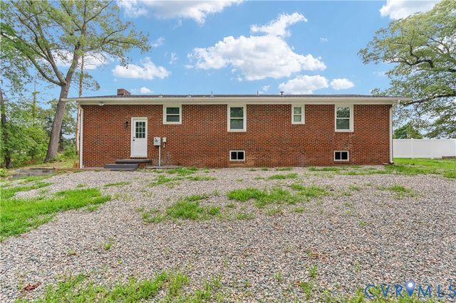 5221 Ecoff Ave, Chester, VA 23831