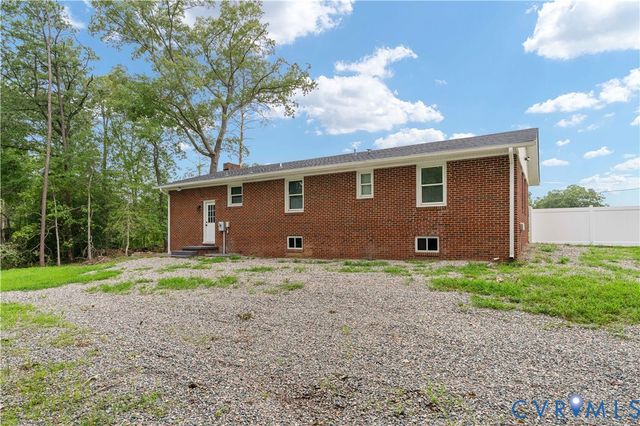 5221 Ecoff Ave, Chester, VA 23831