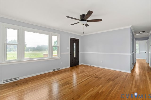 5221 Ecoff Ave, Chester, VA 23831