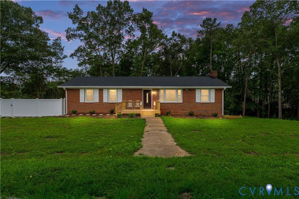 5221 Ecoff Ave, Chester, VA 23831