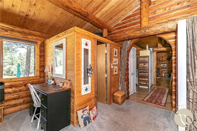 4 Deer Drive, Columbus, MT 59019