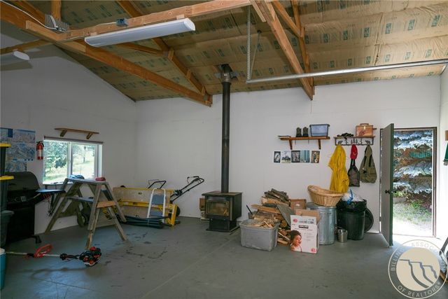 4 Deer Drive, Columbus, MT 59019