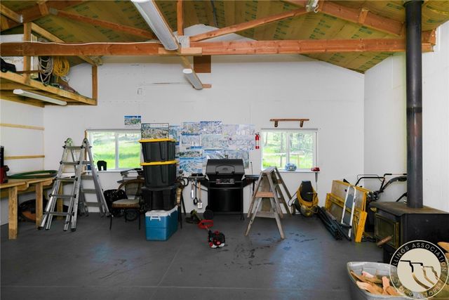 4 Deer Drive, Columbus, MT 59019