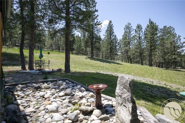 4 Deer Drive, Columbus, MT 59019