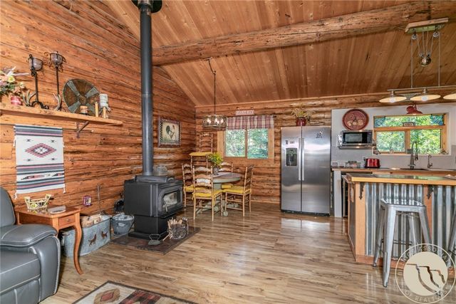 4 Deer Drive, Columbus, MT 59019