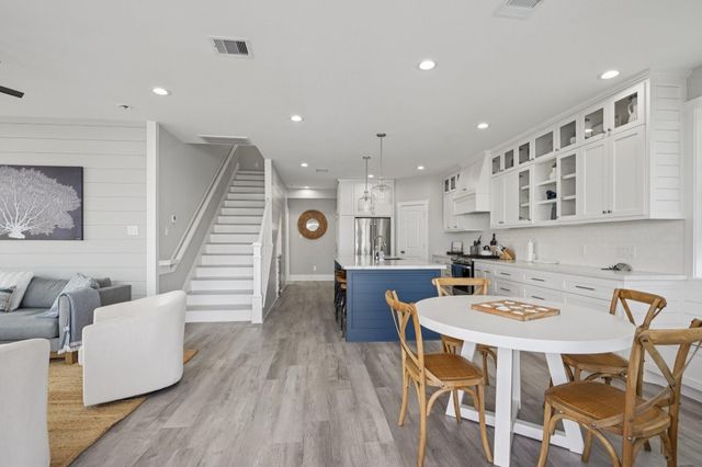 16700 Montego Way, Jamaica Beach, TX 77554