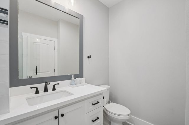 16700 Montego Way, Jamaica Beach, TX 77554