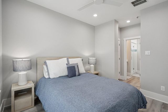 16700 Montego Way, Jamaica Beach, TX 77554