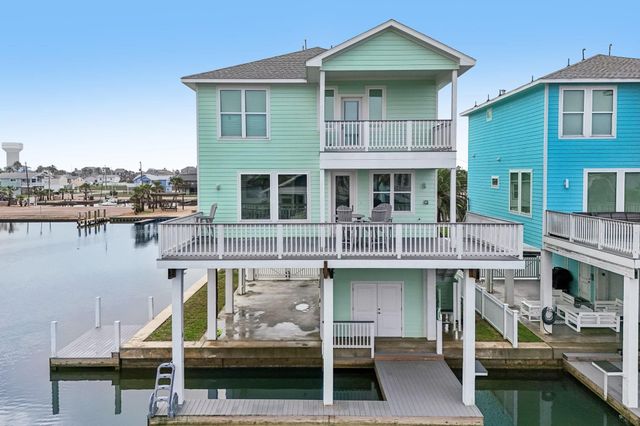 16700 Montego Way, Jamaica Beach, TX 77554