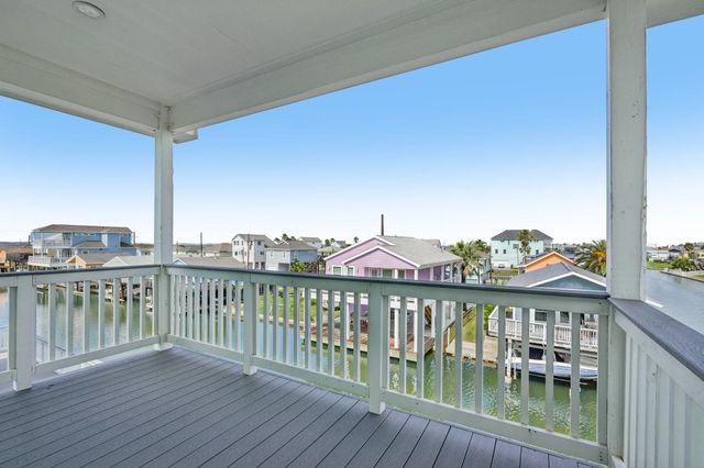 16700 Montego Way, Jamaica Beach, TX 77554