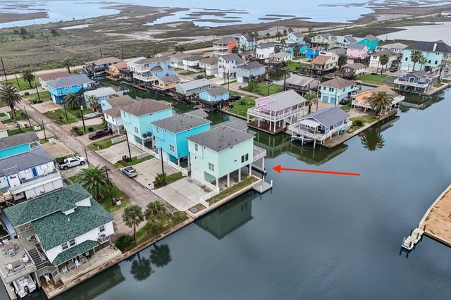 16700 Montego Way, Jamaica Beach, TX 77554