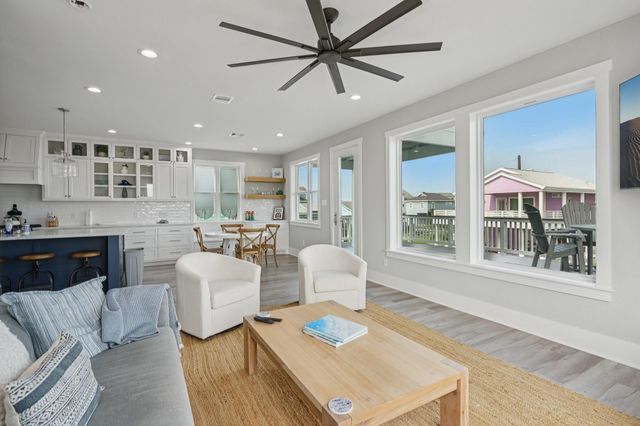 16700 Montego Way, Jamaica Beach, TX 77554