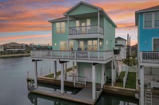 16700 Montego Way, Jamaica Beach, TX 77554