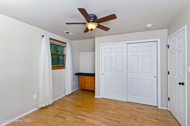 88 Cedarwood Ln, Sagle, ID 83860