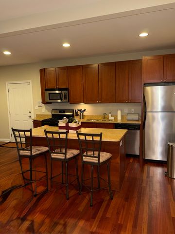 4546 N Spaulding Avenue 1, Chicago, IL 60625