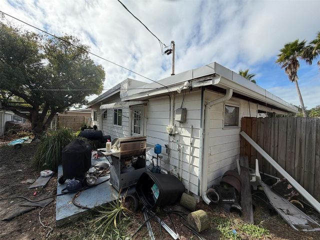 5165 104TH WAY N, St Petersburg, FL 33708