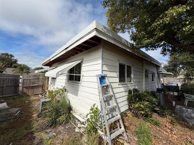 5165 104TH WAY N, St Petersburg, FL 33708