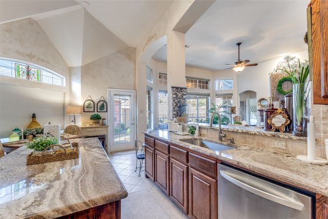 1660 Kimble Drive, Carrollton, TX 75010