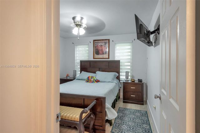 13700 SW 62nd St 222, Miami, FL 33183