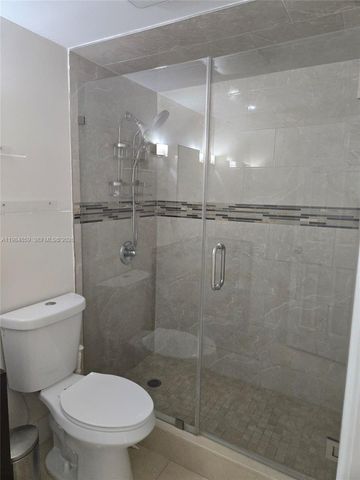 13700 SW 62nd St 222, Miami, FL 33183