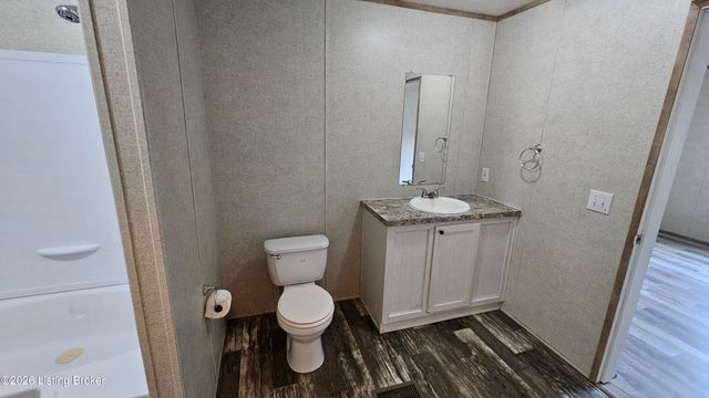 6815 Memory Ln, Louisville, KY 40258