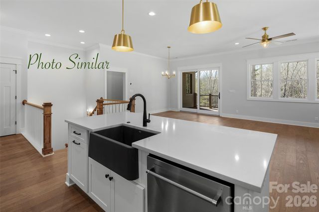 57 Chimney Chase Trail 13, Hendersonville, NC 28739