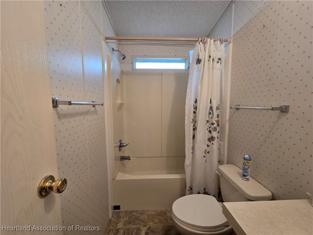 2 Fishermans Cove, Lake Placid, FL 33852