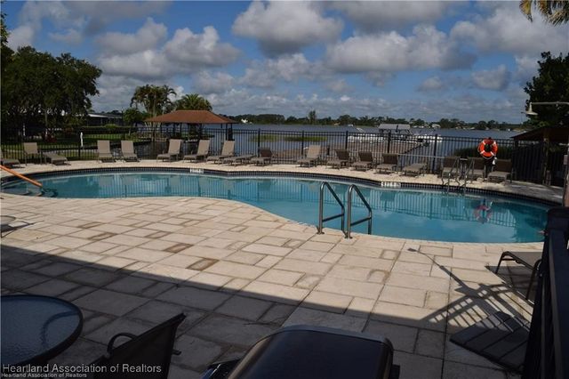 2 Fishermans Cove, Lake Placid, FL 33852