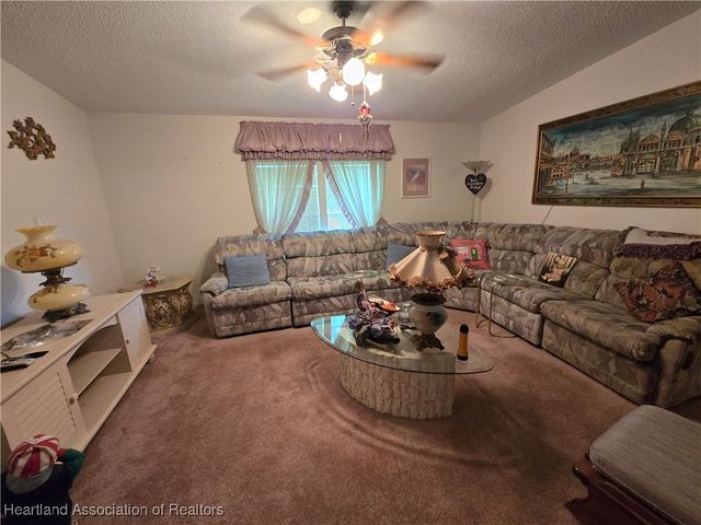 2 Fishermans Cove, Lake Placid, FL 33852