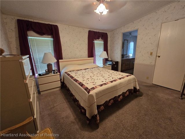 2 Fishermans Cove, Lake Placid, FL 33852