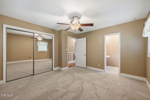 700 Rambling Road, Johnson City, TN 37604