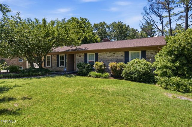 700 Rambling Road, Johnson City, TN 37604