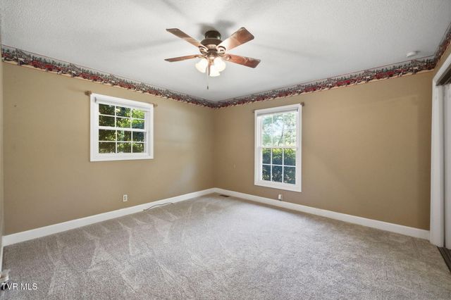 700 Rambling Road, Johnson City, TN 37604
