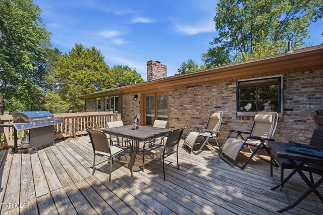 700 Rambling Road, Johnson City, TN 37604