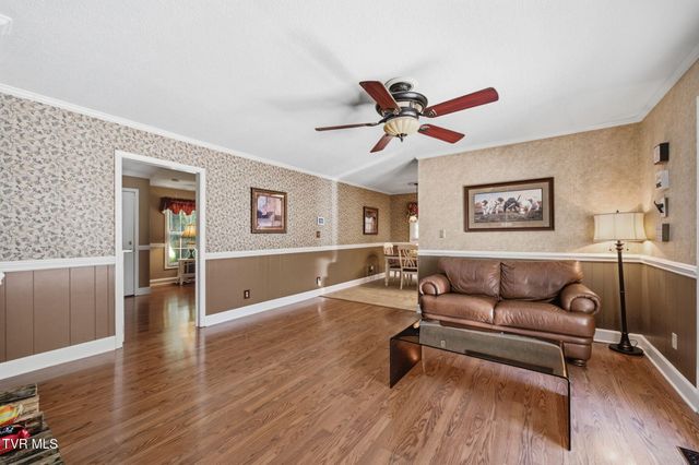 700 Rambling Road, Johnson City, TN 37604