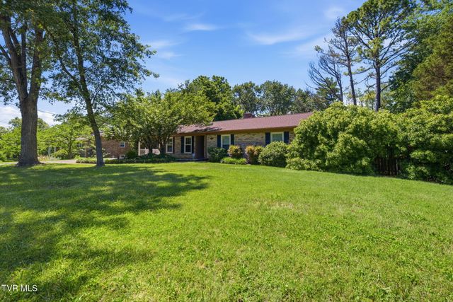 700 Rambling Road, Johnson City, TN 37604