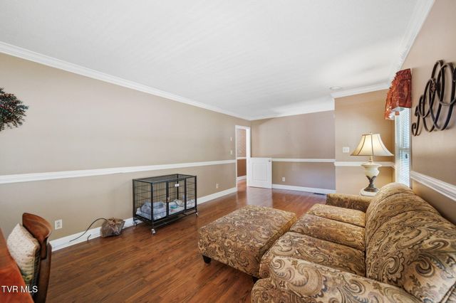 700 Rambling Road, Johnson City, TN 37604
