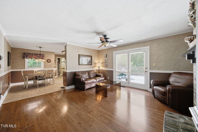 700 Rambling Road, Johnson City, TN 37604