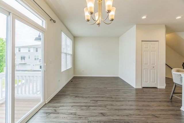 4138 Irving Road, Aurora, IL 60504