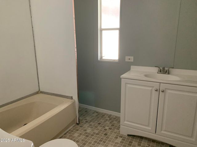 9126 N MONTIE Avenue, Mcneal, AZ 85617