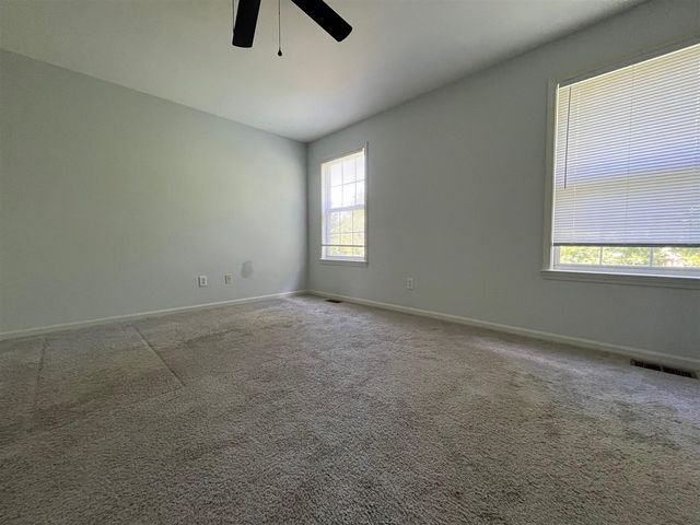 2815 Barclay Way, Ann Arbor, MI 48105