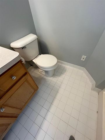 2815 Barclay Way, Ann Arbor, MI 48105