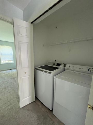 2815 Barclay Way, Ann Arbor, MI 48105