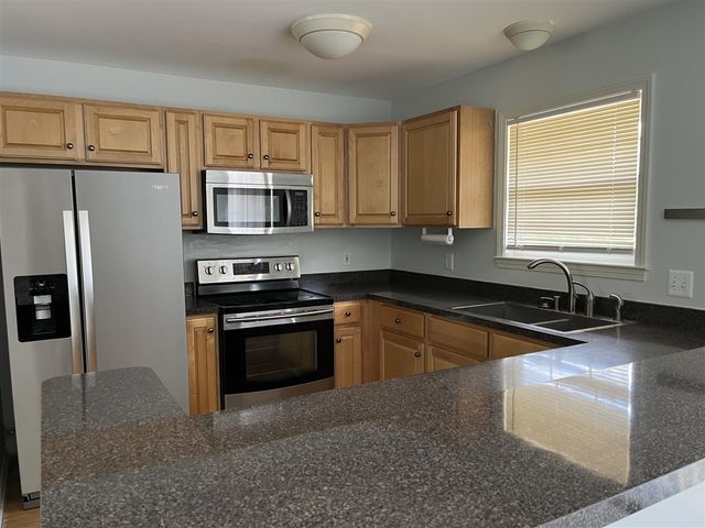 2815 Barclay Way, Ann Arbor, MI 48105